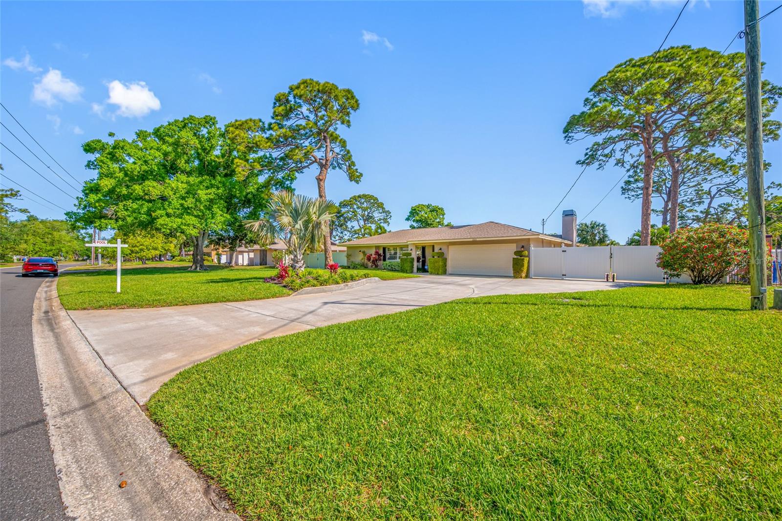 Image 4 of 85 For 2515 Desoto Way S