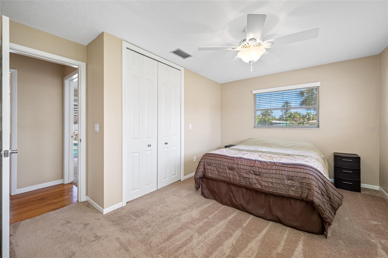 Image 46 of 85 For 2515 Desoto Way S