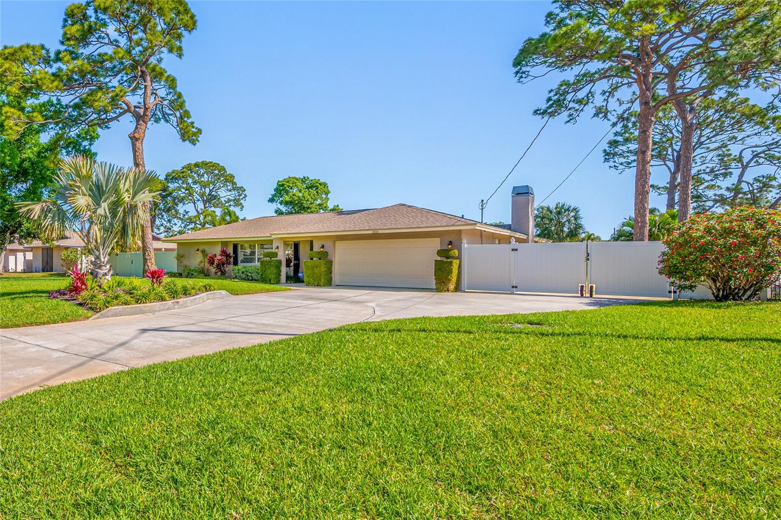 Image 5 of 85 For 2515 Desoto Way S