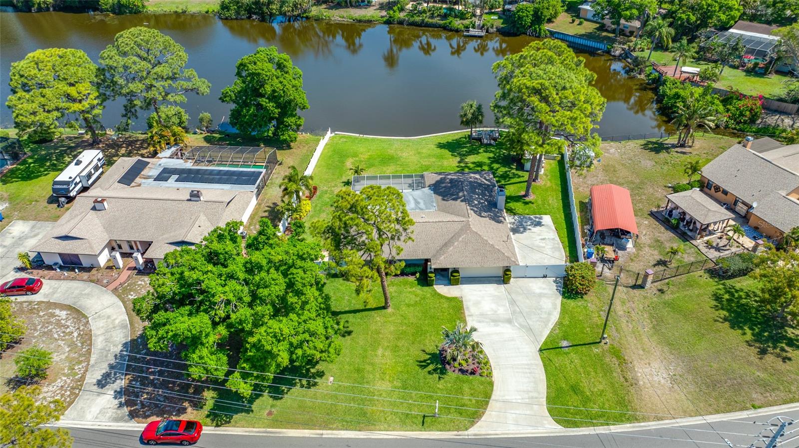 Image 61 of 85 For 2515 Desoto Way S