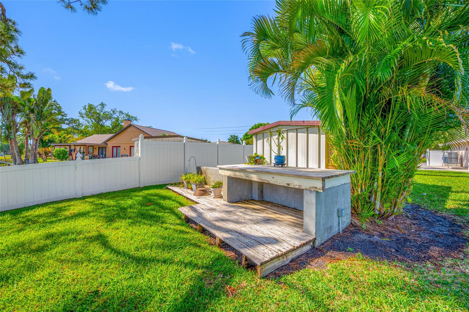 Image 69 of 85 For 2515 Desoto Way S