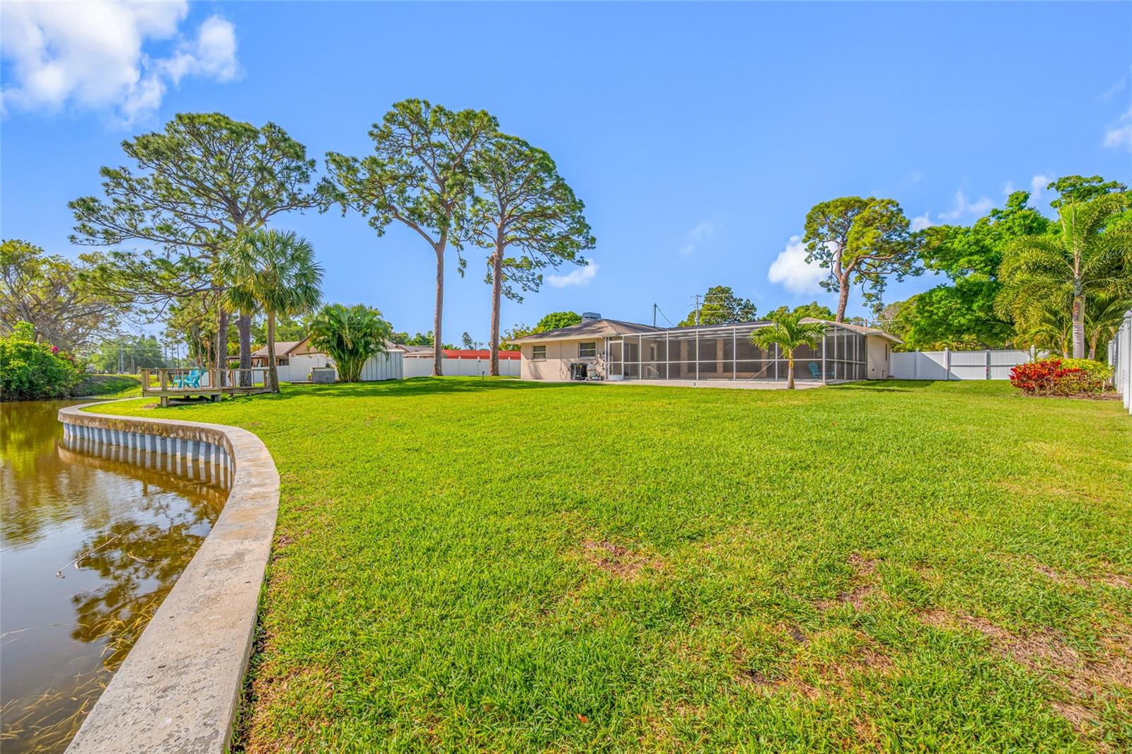 Image 70 of 85 For 2515 Desoto Way S