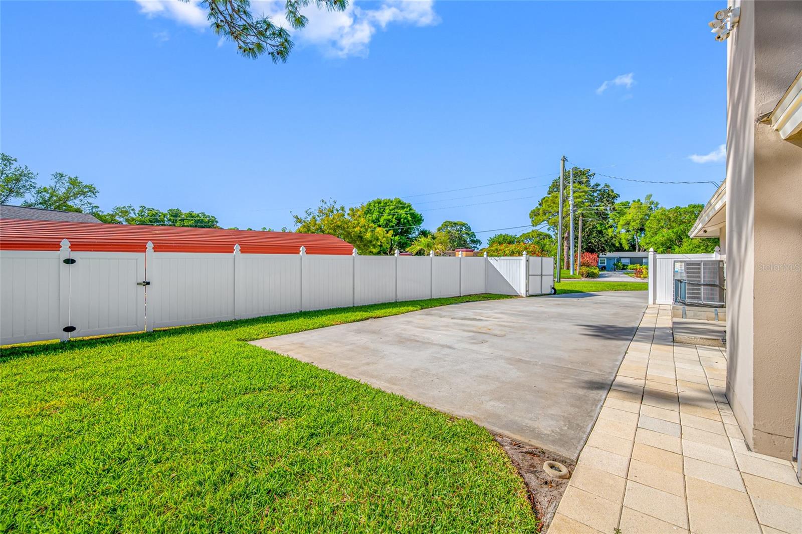 Image 8 of 85 For 2515 Desoto Way S