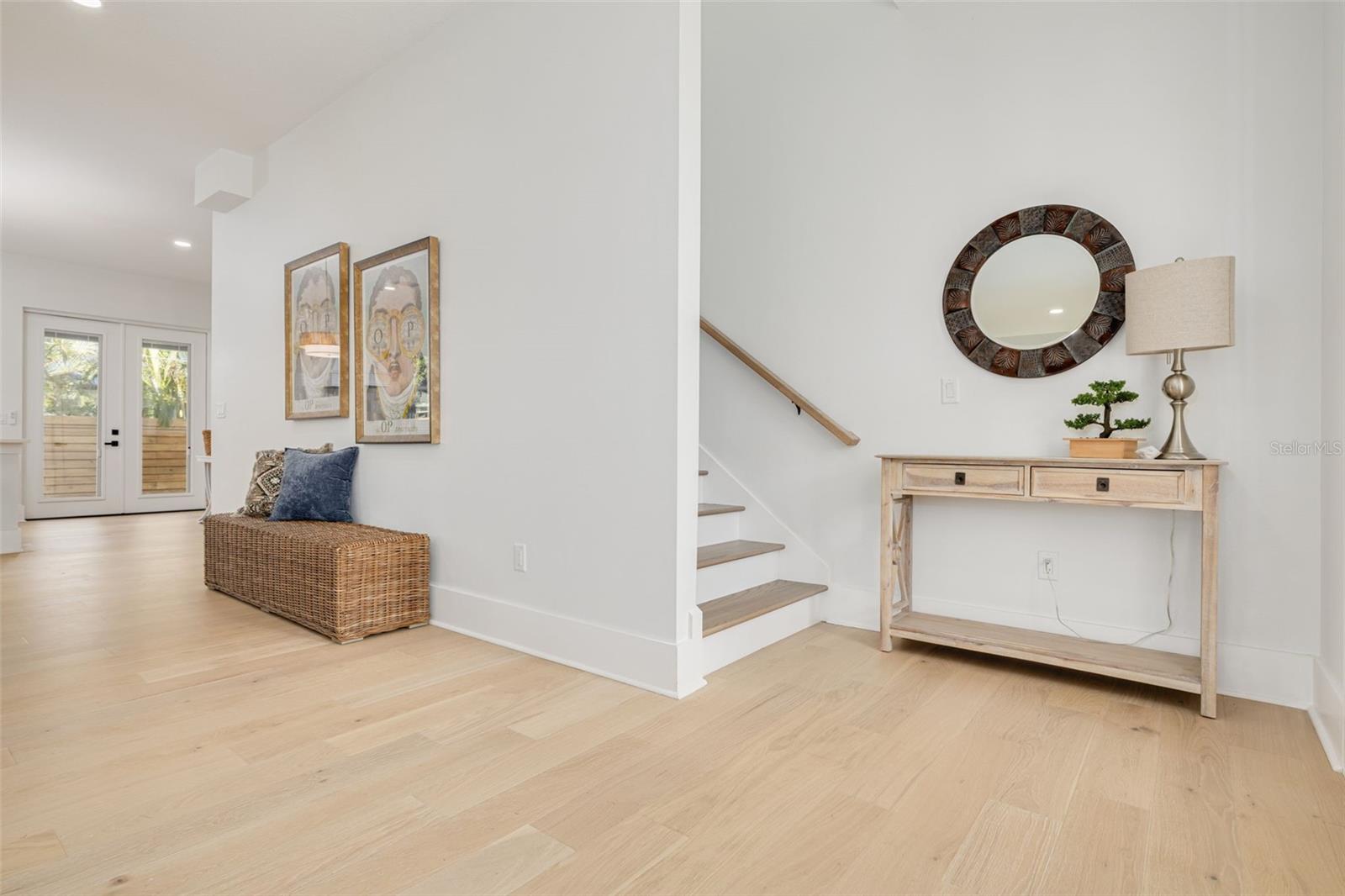 Listing photo id 19 for 3317 15th Street N