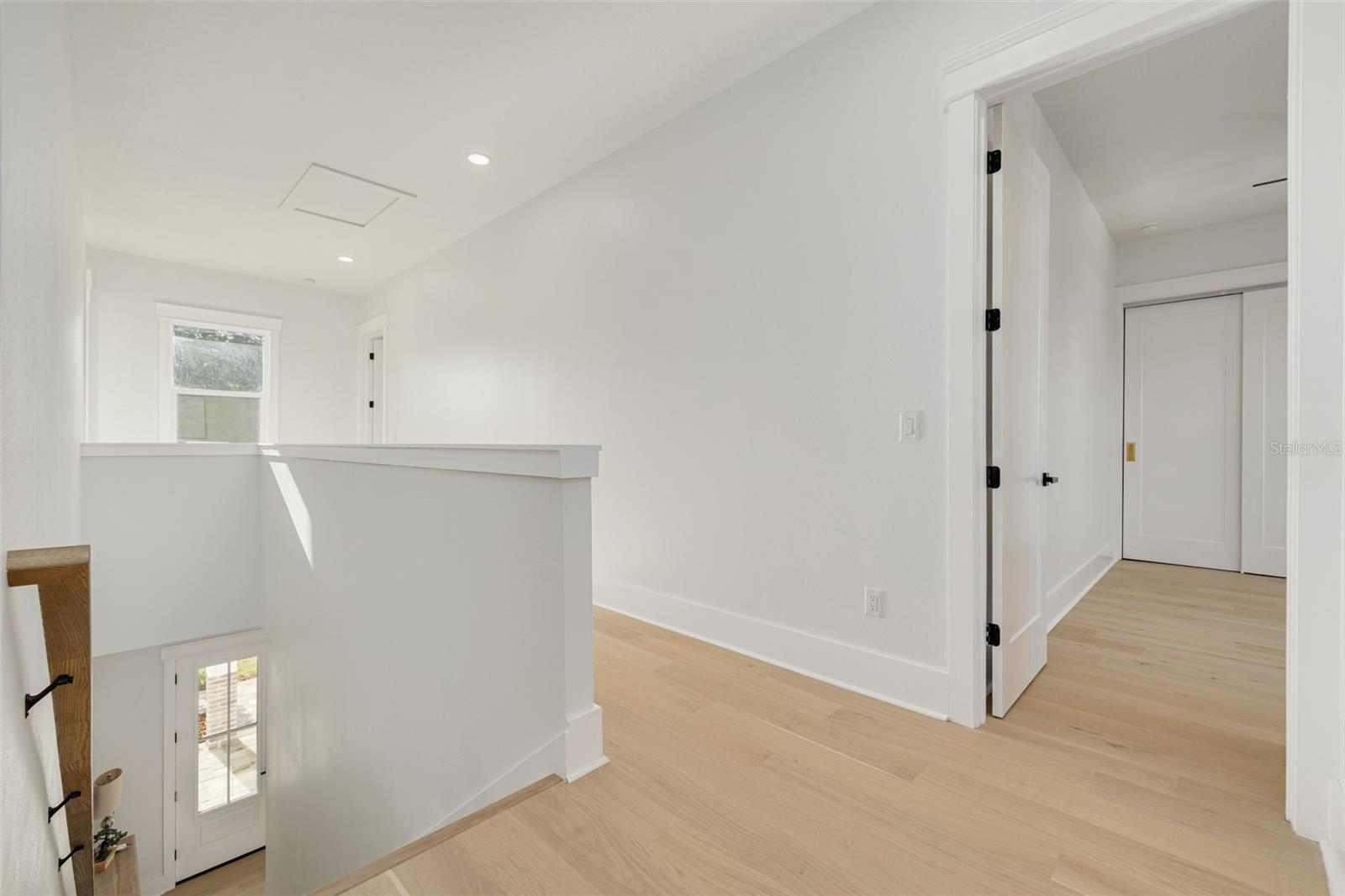 Listing photo id 20 for 3317 15th Street N