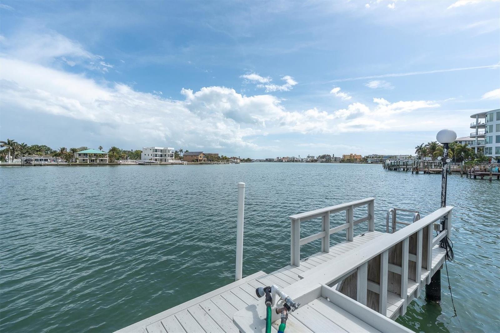 Image 27 of 34 For 285 107th Avenue 701