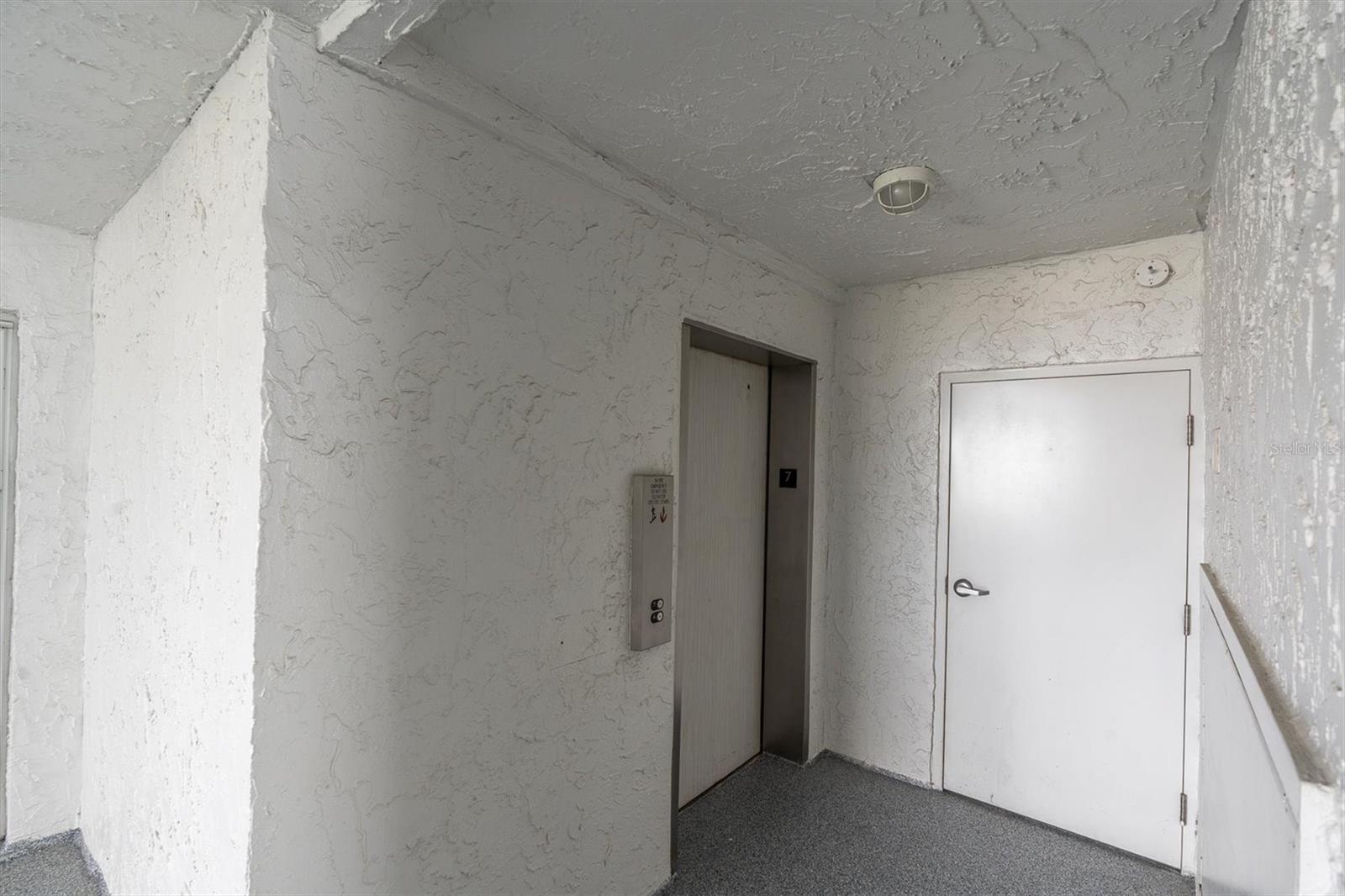 Image 28 of 34 For 285 107th Avenue 701