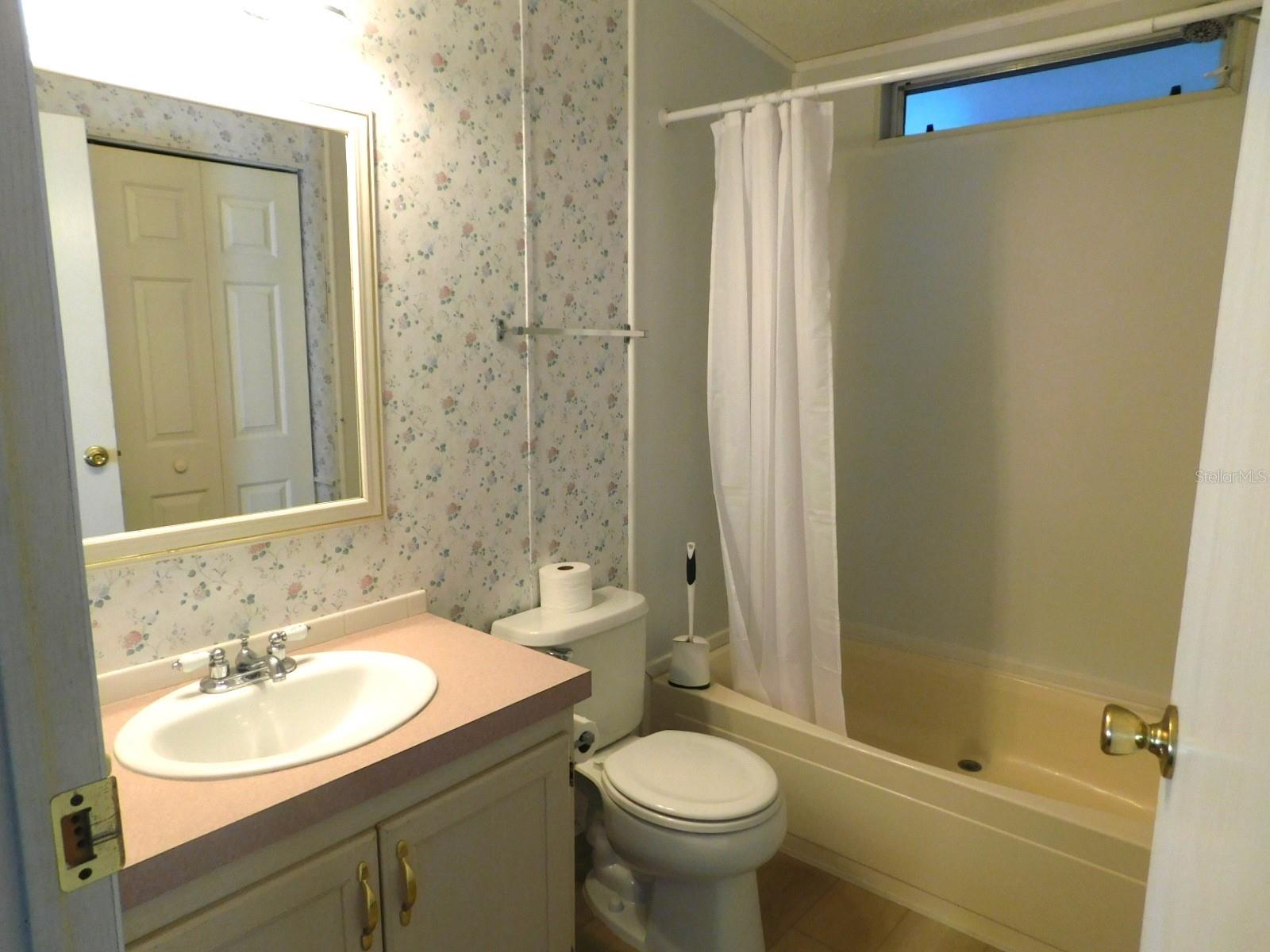 Image 10 of 29 For 1001 Starkey Road 639