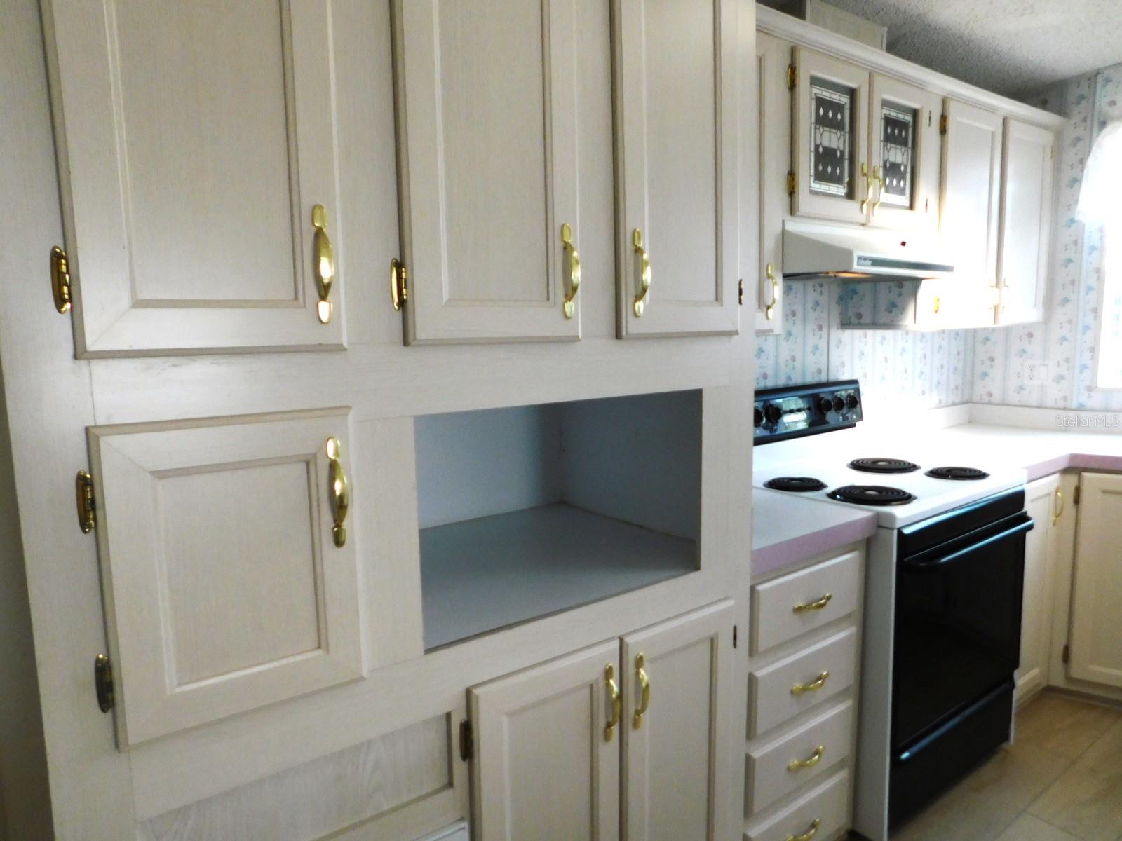 Image 14 of 29 For 1001 Starkey Road 639