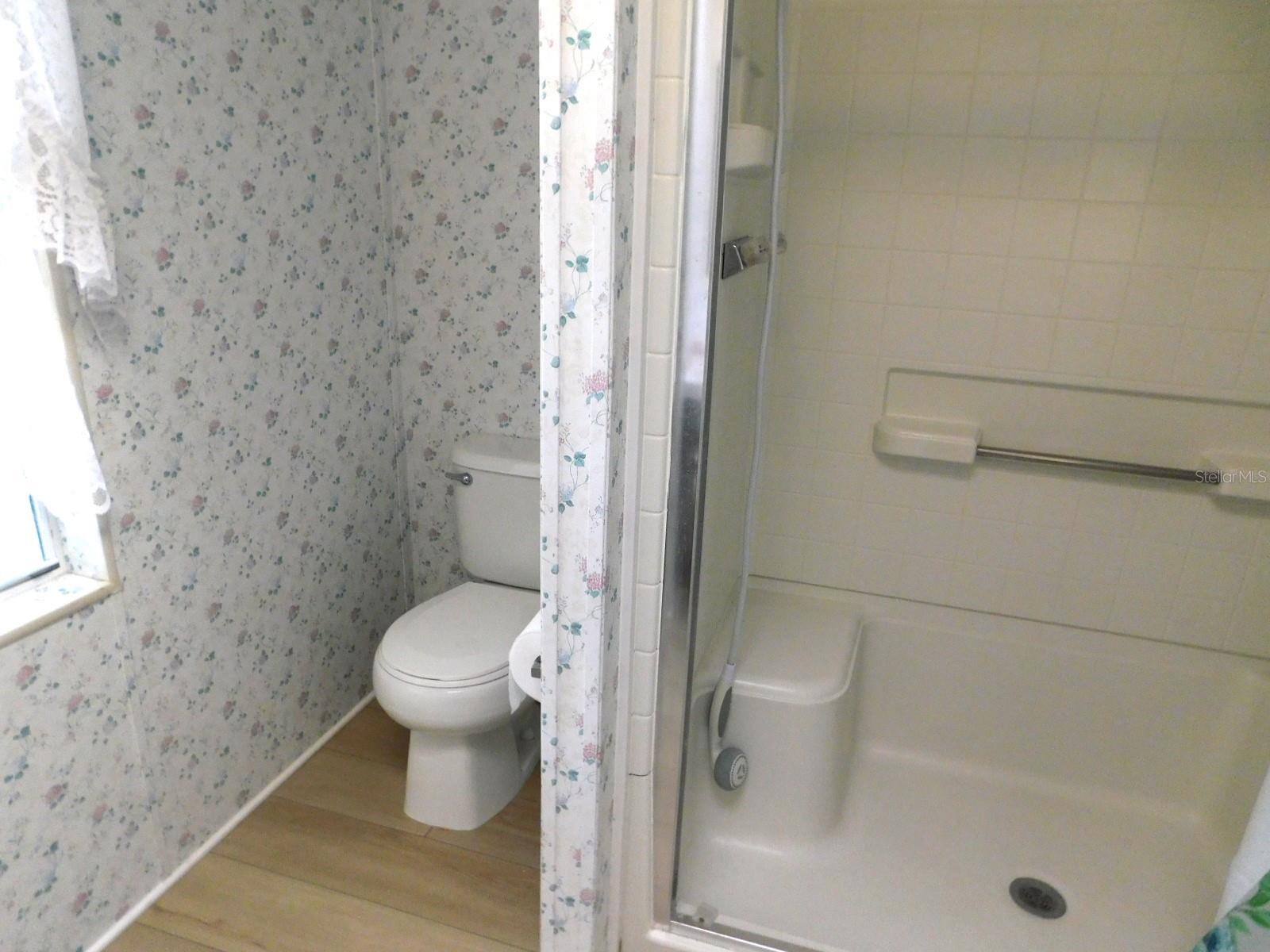 Image 23 of 29 For 1001 Starkey Road 639