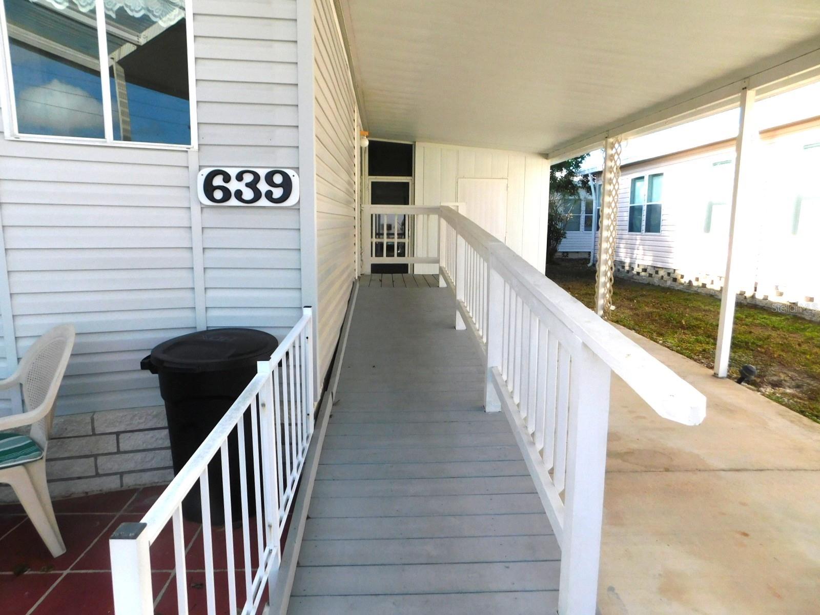 Image 4 of 29 For 1001 Starkey Road 639