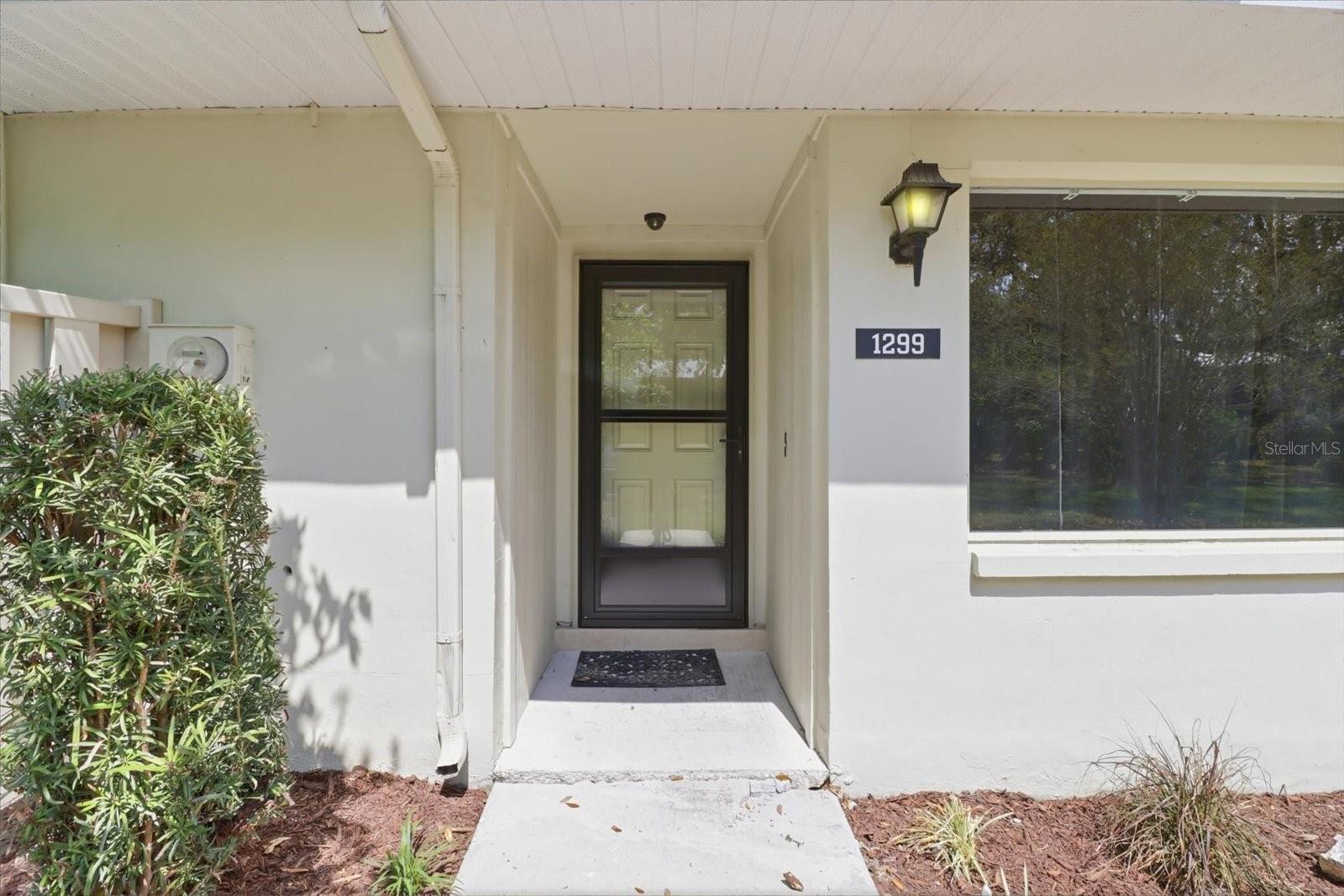 Image 11 of 50 For 1299 Seagull Point 163