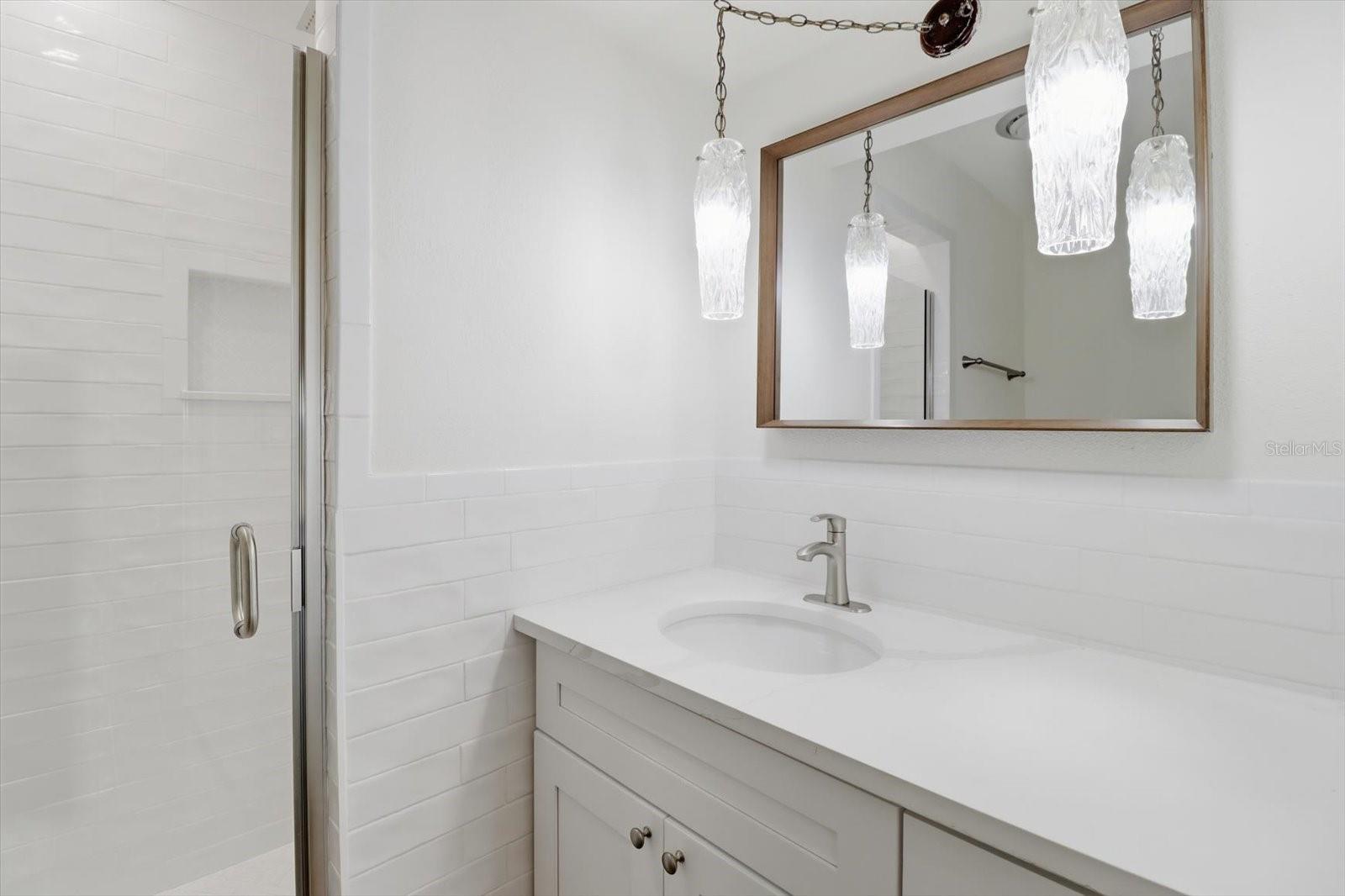 Image 29 of 50 For 1299 Seagull Point 163