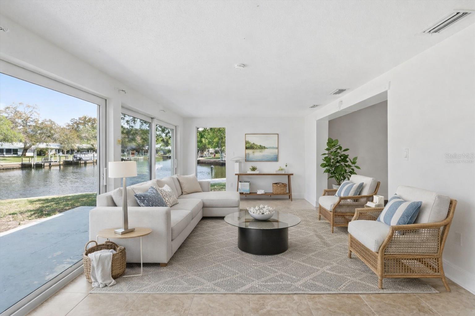 Image 5 of 50 For 1299 Seagull Point 163