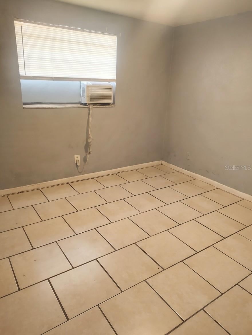 Image 4 of 7 For 5204 45th Street B