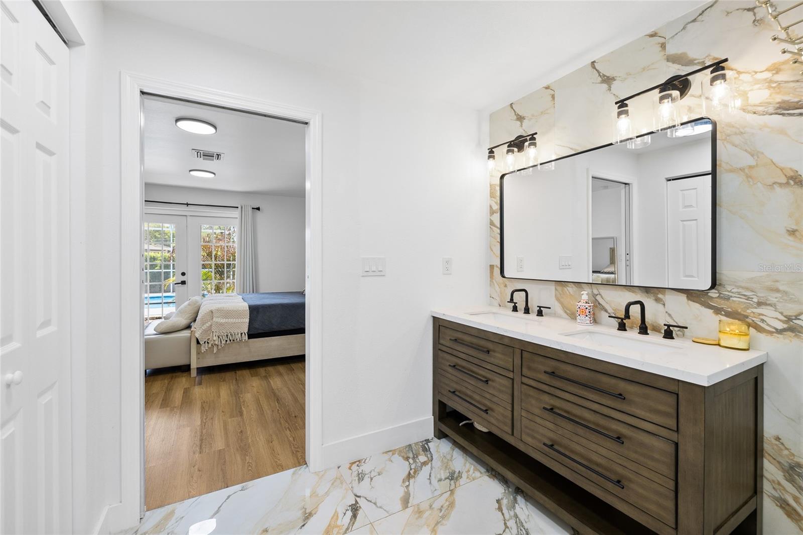 Image 18 of 38 For 6128 111th Avenue