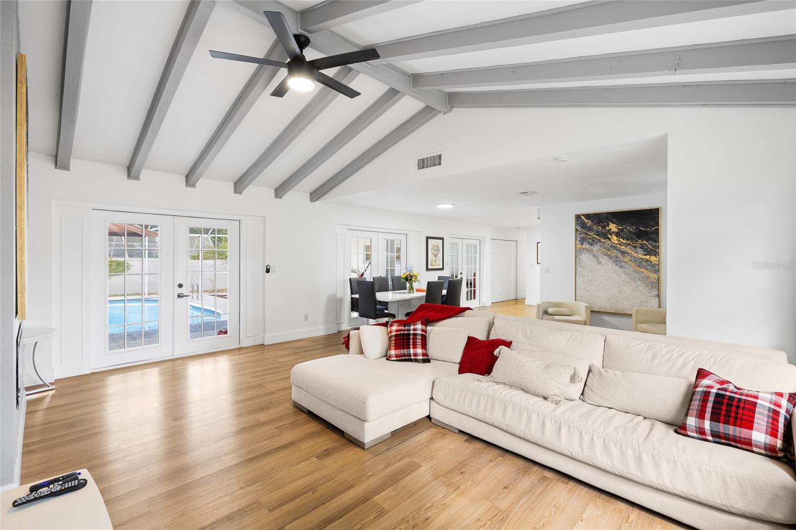 Image 7 of 38 For 6128 111th Avenue