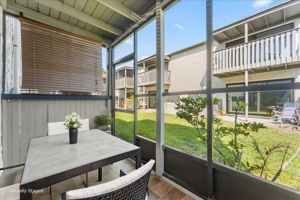 Image 24 of 27 For 11566 7th Lane N 1211