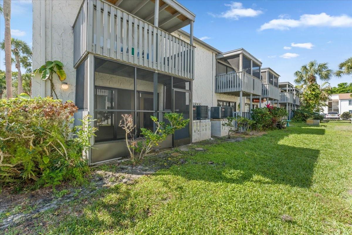 Image 26 of 27 For 11566 7th Lane N 1211