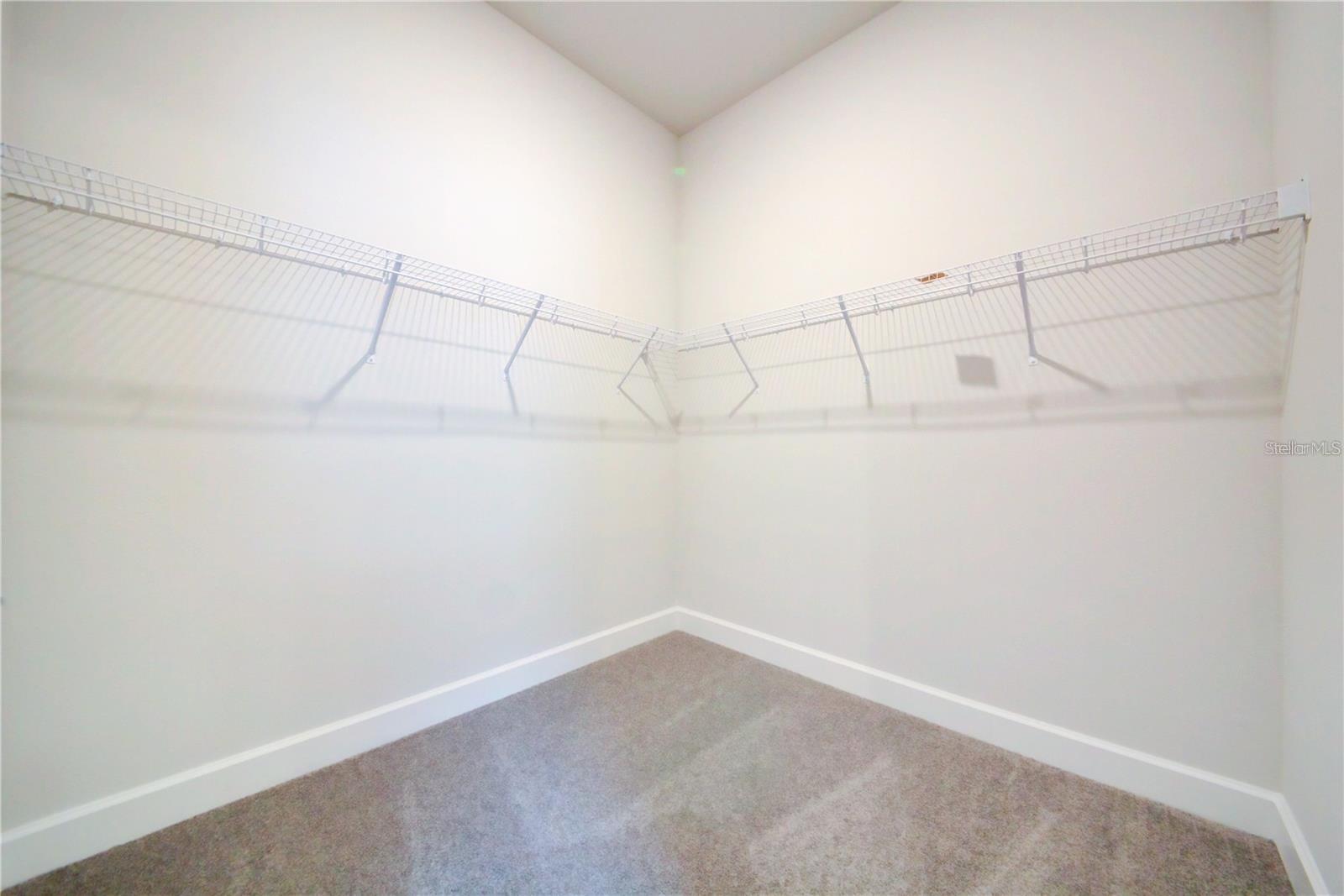 Listing photo id 6 for 12976 Kent Bradley Street