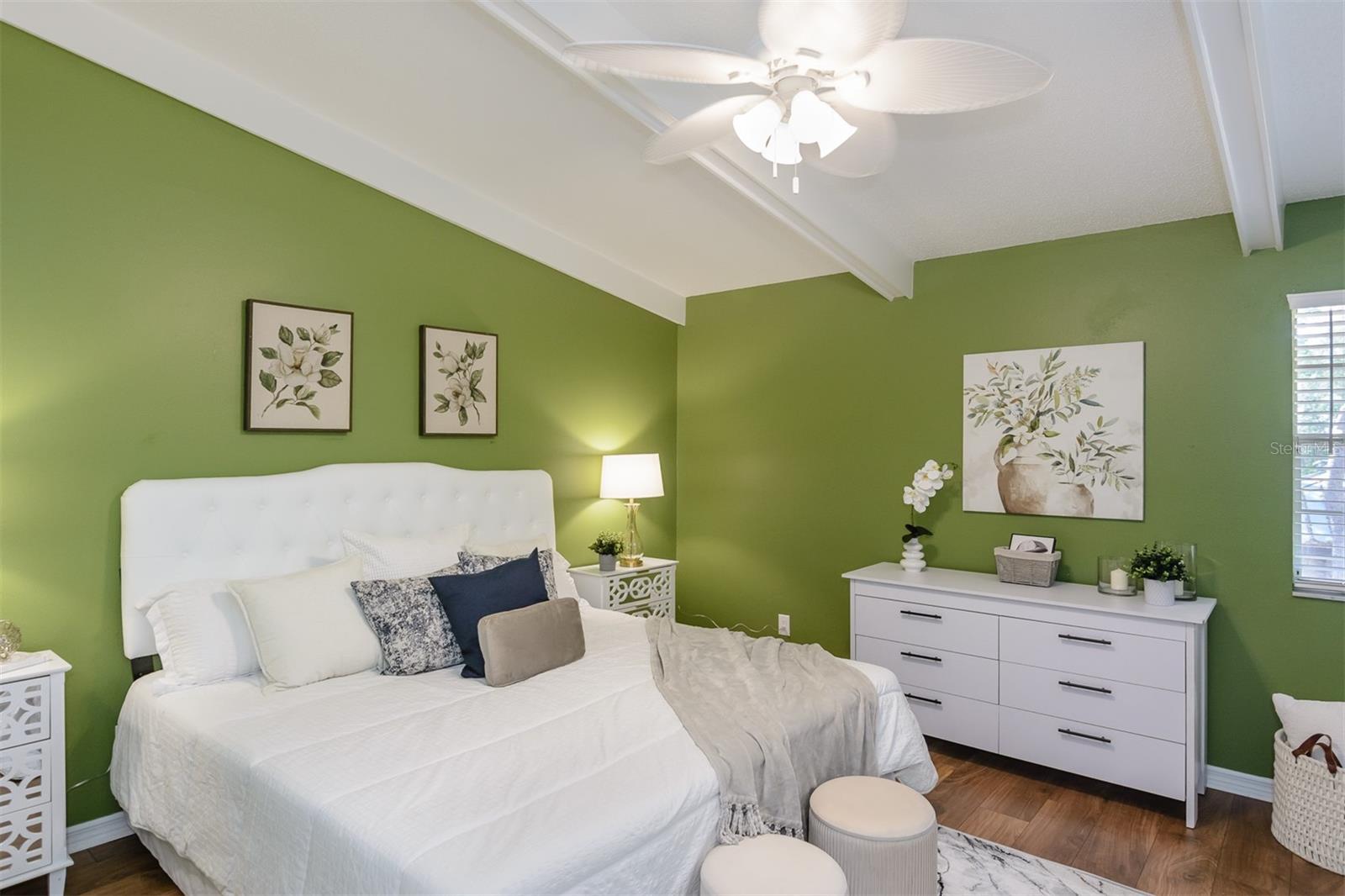 Image 22 of 47 For 1491 Mahogany Lane 1491