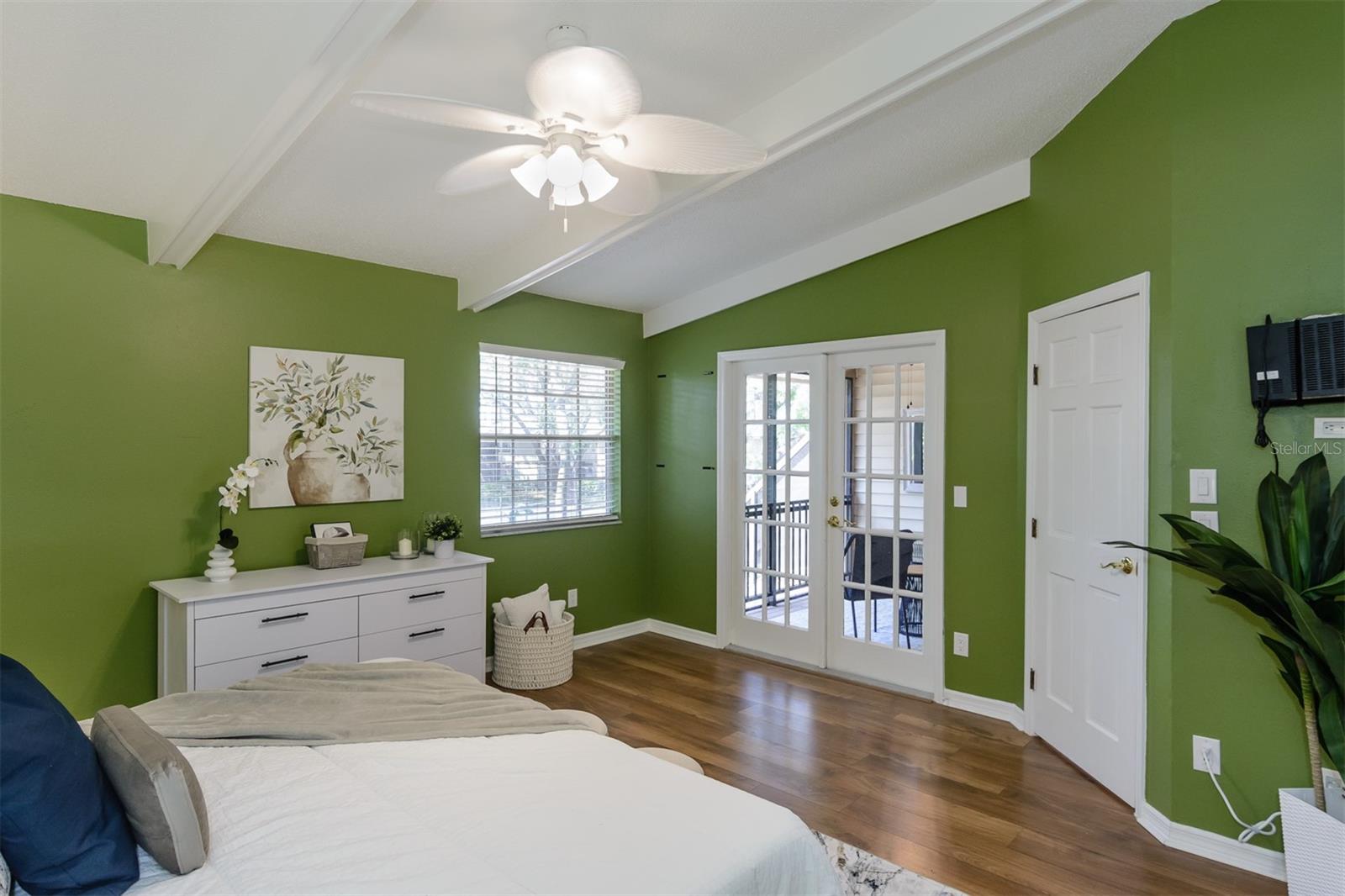 Image 23 of 47 For 1491 Mahogany Lane 1491