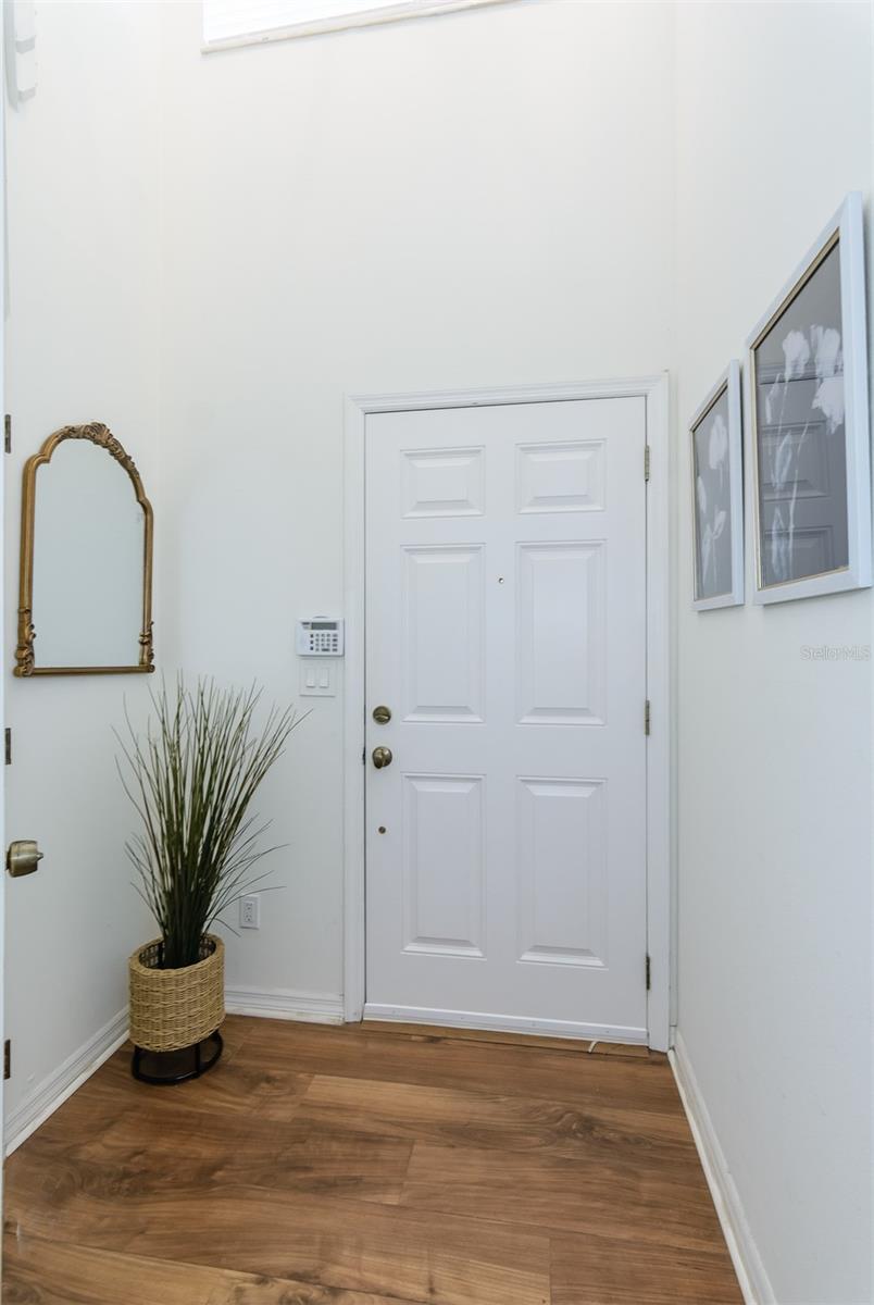 Image 39 of 47 For 1491 Mahogany Lane 1491