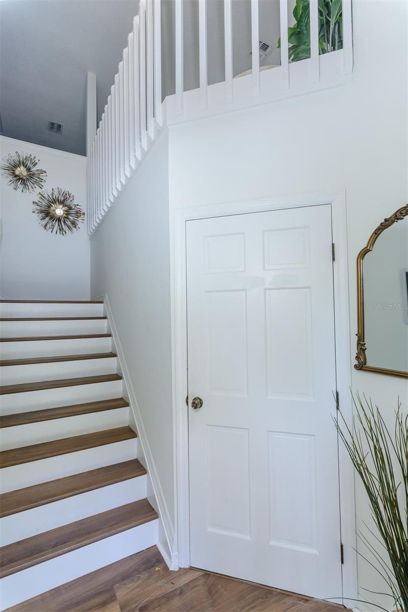 Image 4 of 47 For 1491 Mahogany Lane 1491