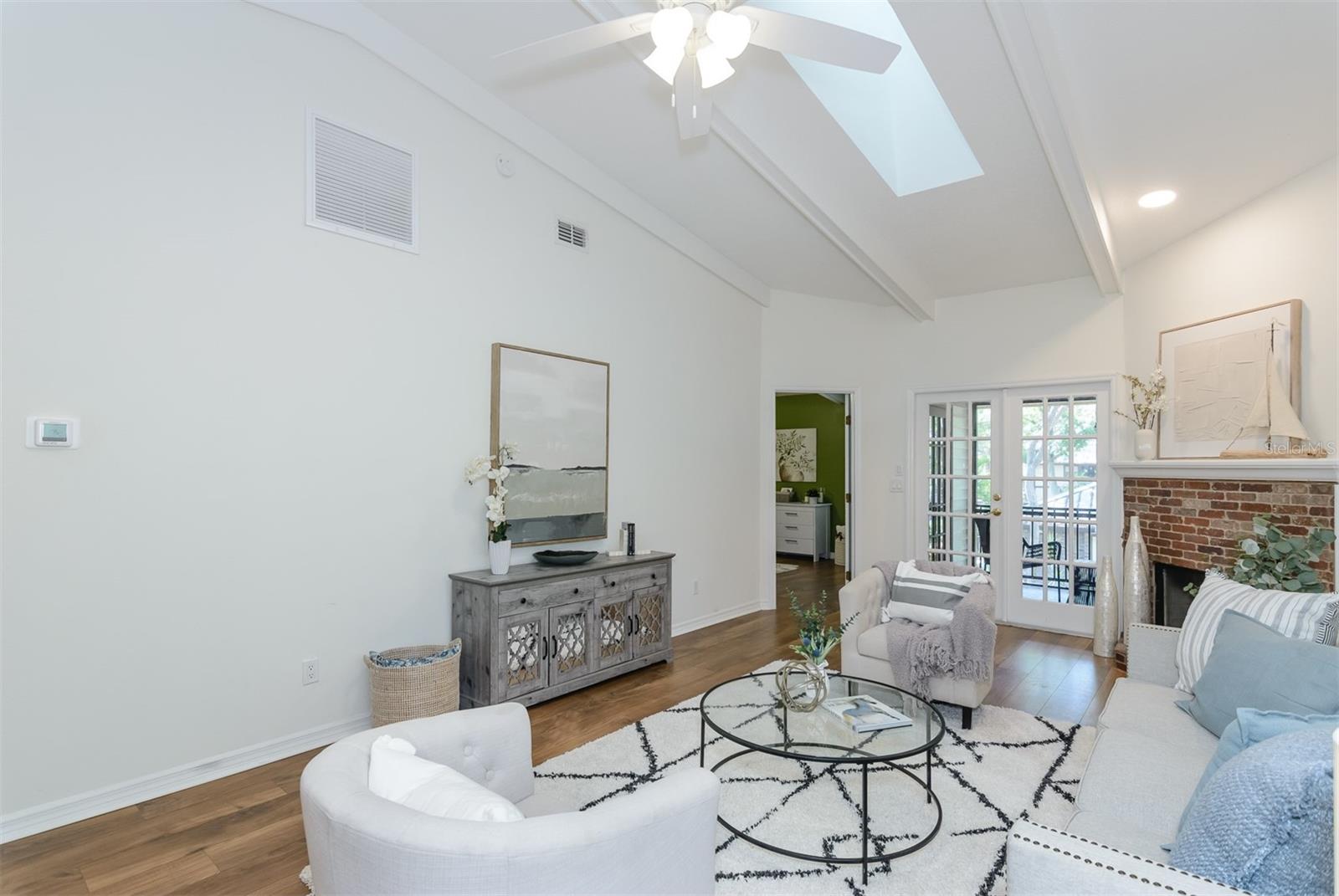 Image 7 of 47 For 1491 Mahogany Lane 1491