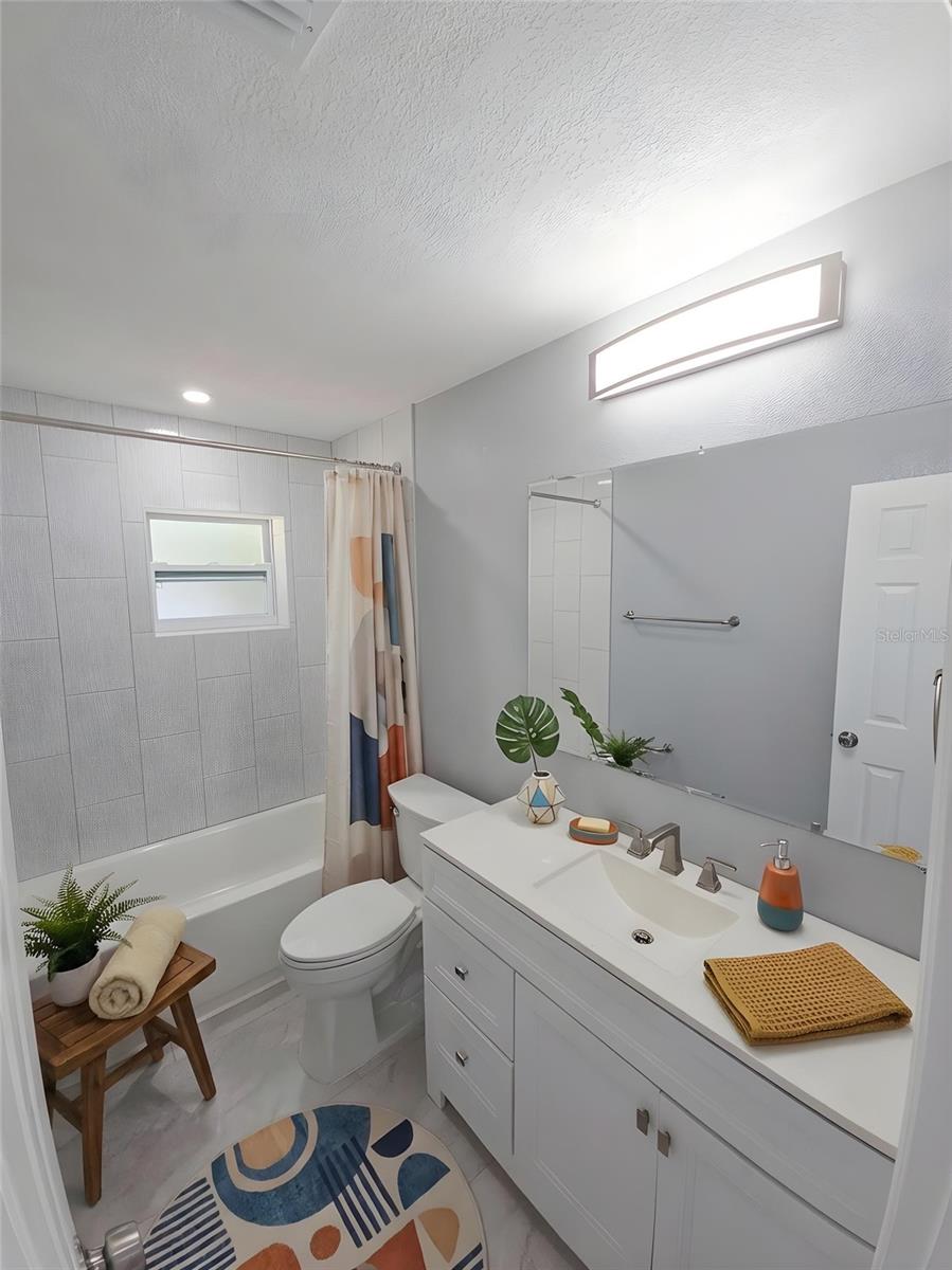 Image 5 of 10 For 2941b Shore Drive