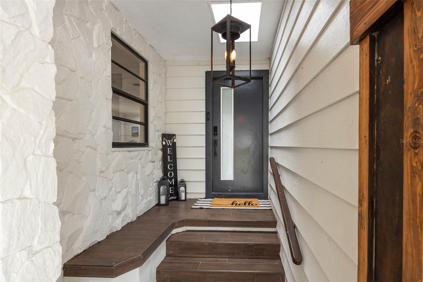 Details for 12756 Poinsettia Avenue, SEMINOLE, FL 33776