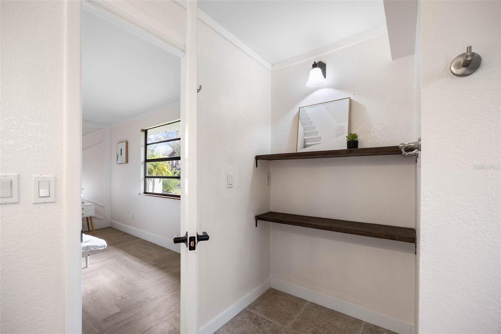 Image 27 of 41 For 12756 Poinsettia Avenue