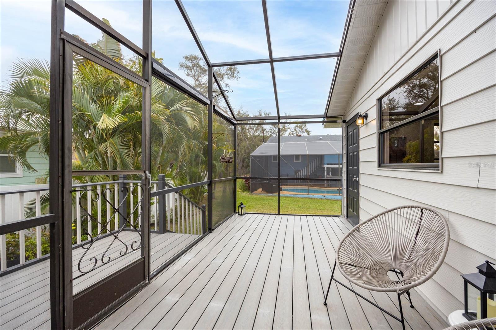 Image 39 of 41 For 12756 Poinsettia Avenue