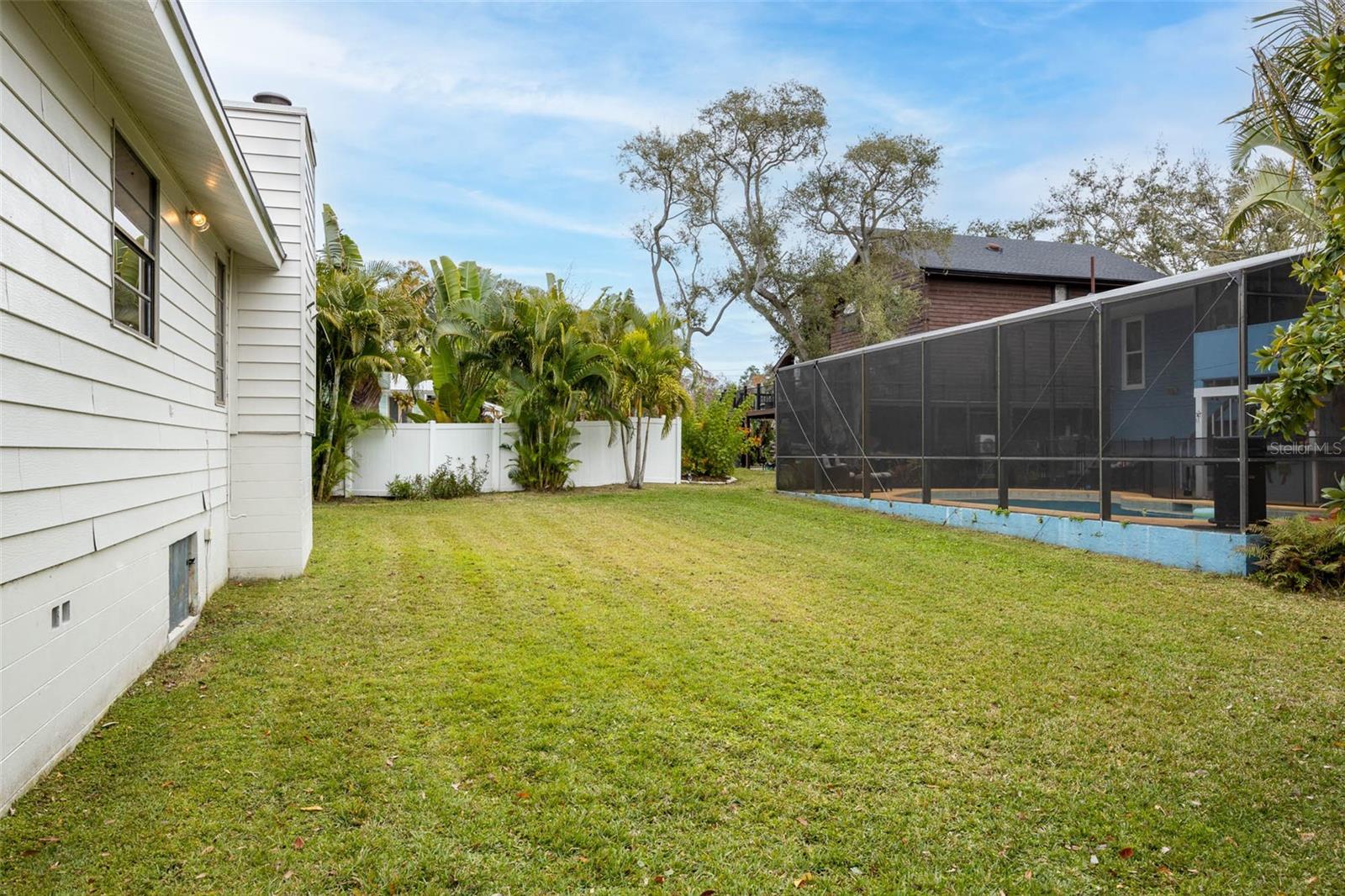 Image 41 of 41 For 12756 Poinsettia Avenue