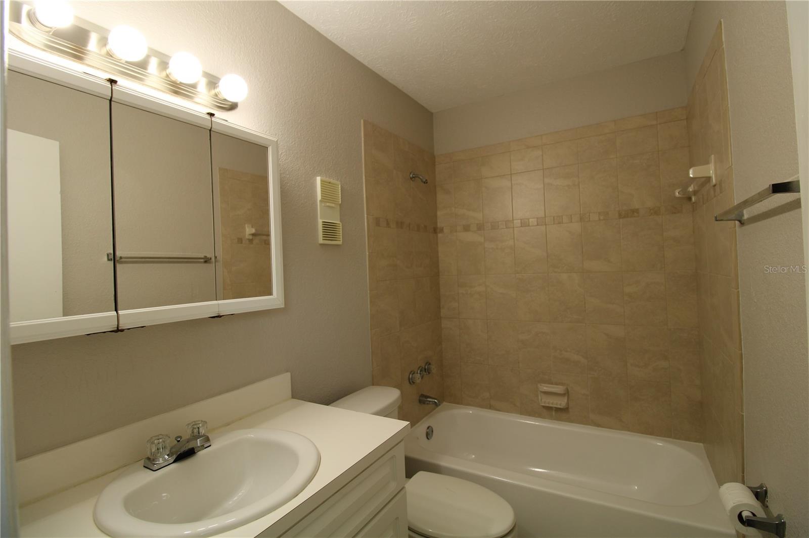 Image 16 of 39 For 13731 Juniper Blossom Drive 201