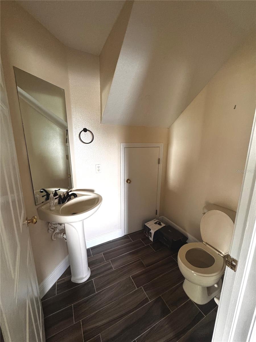 Image 10 of 27 For 3460 Castle Stone Court