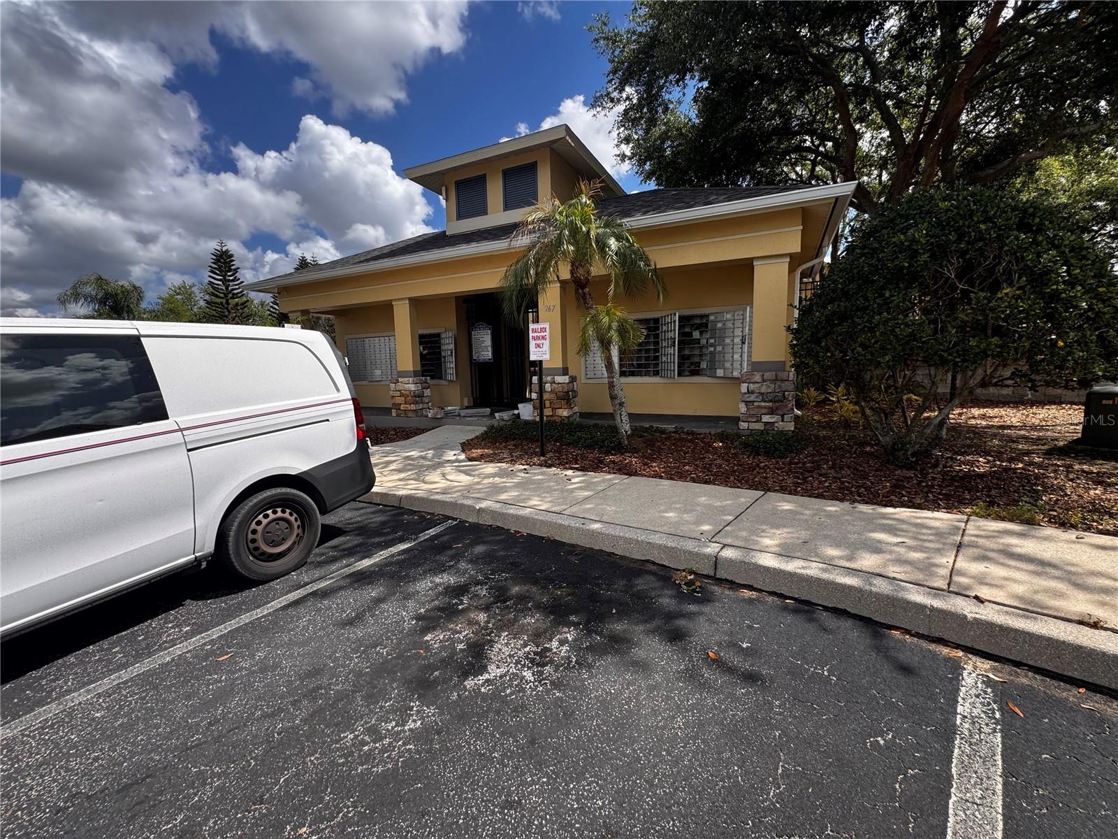 Image 26 of 27 For 3460 Castle Stone Court