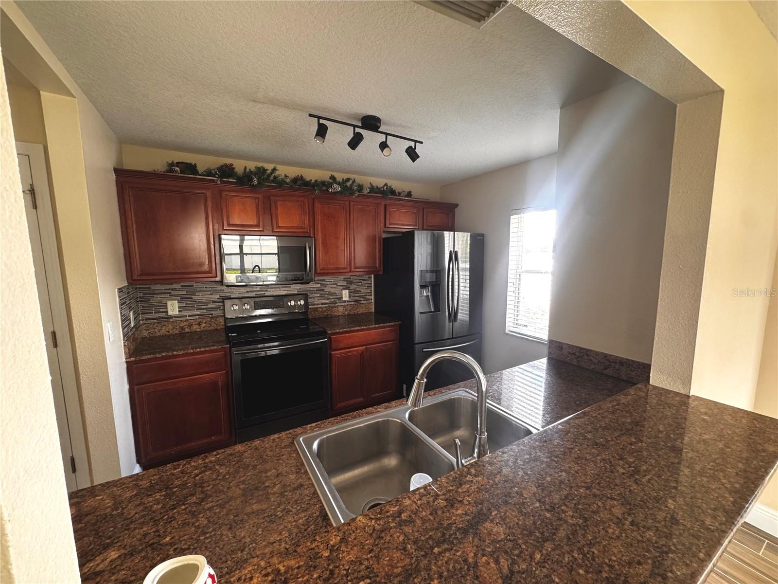 Image 8 of 27 For 3460 Castle Stone Court