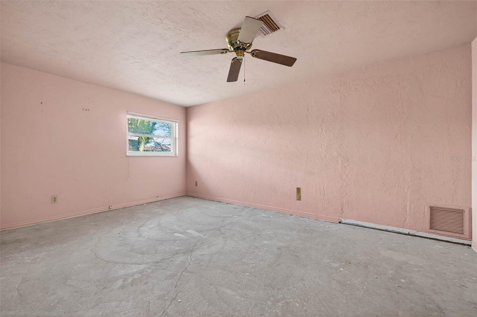 Image 16 of 25 For 3103 Wedgewood Drive