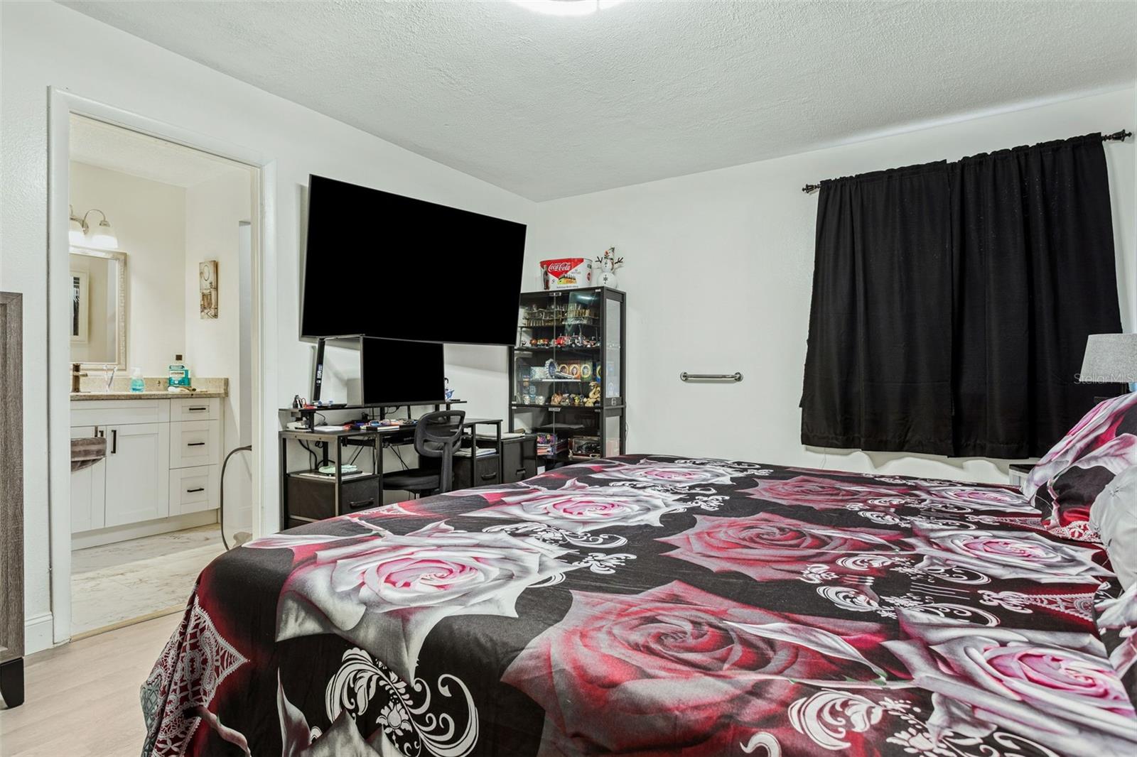 Image 16 of 27 For 7501 Dolonita Drive 7501