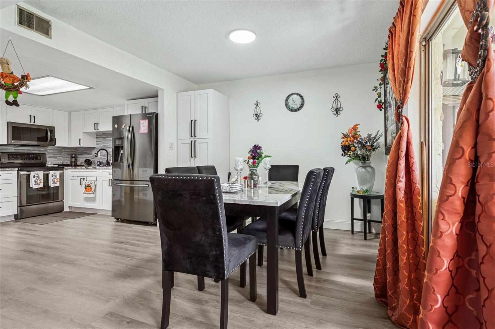 Image 8 of 27 For 7501 Dolonita Drive 7501