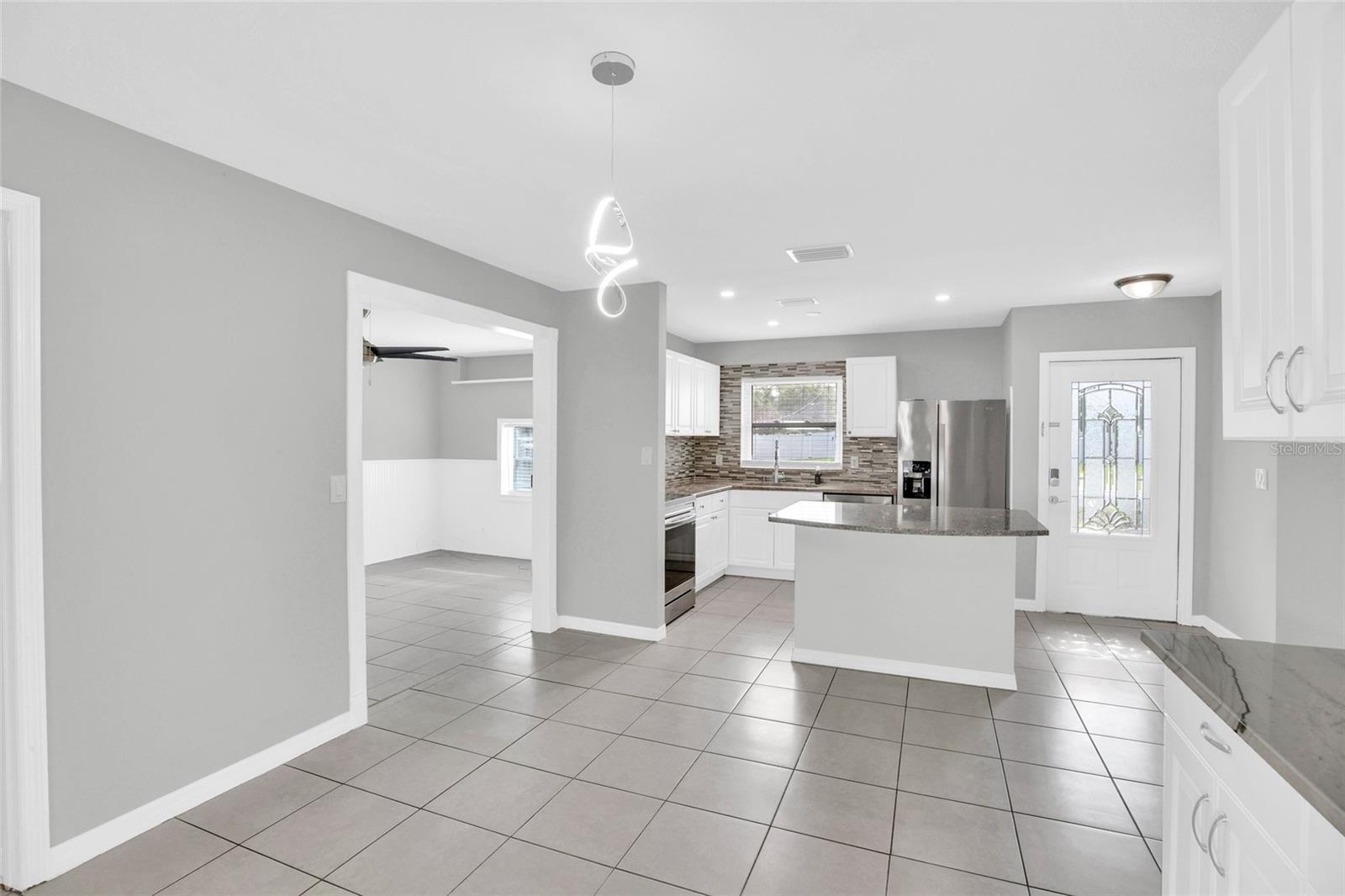 Image 14 of 36 For 2255 15th Avenue Sw