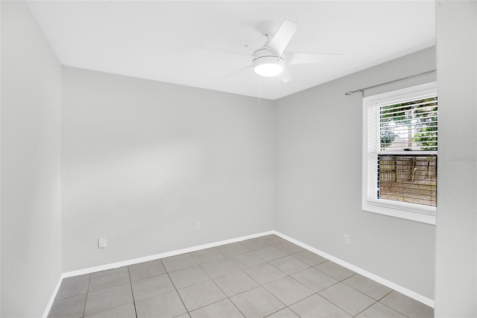 Image 19 of 36 For 2255 15th Avenue Sw