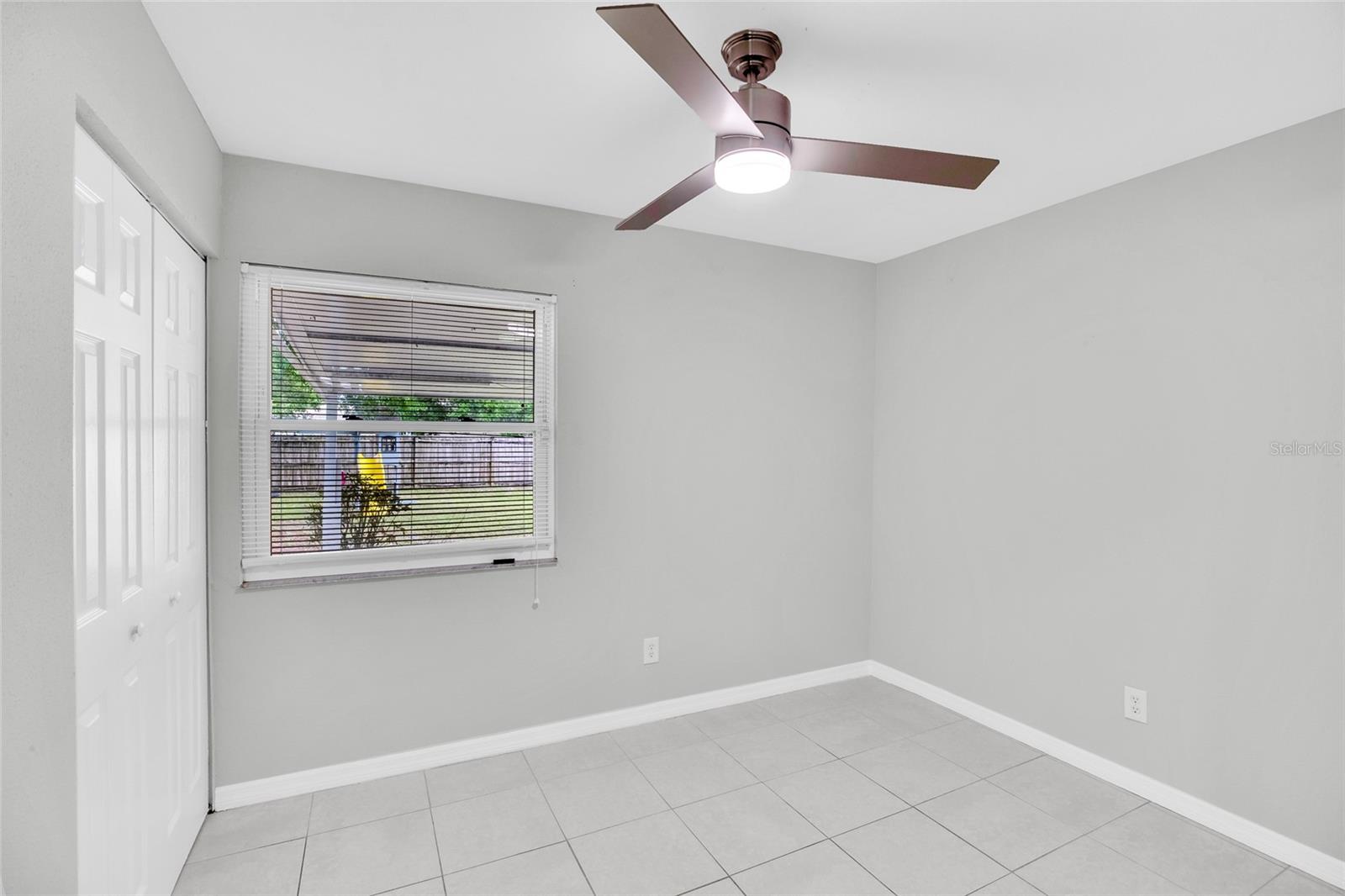 Image 22 of 36 For 2255 15th Avenue Sw