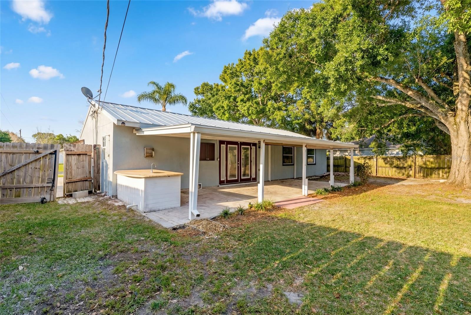 Image 31 of 36 For 2255 15th Avenue Sw