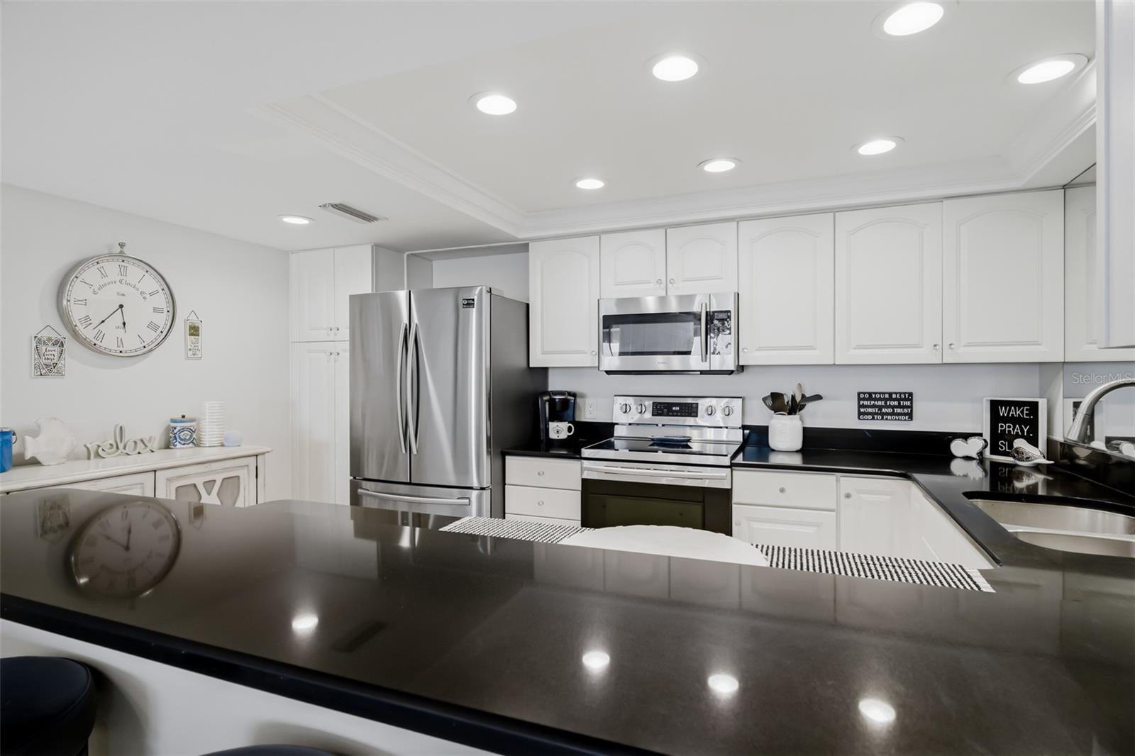 Image 21 of 52 For 1460 Gulf Boulevard 1205