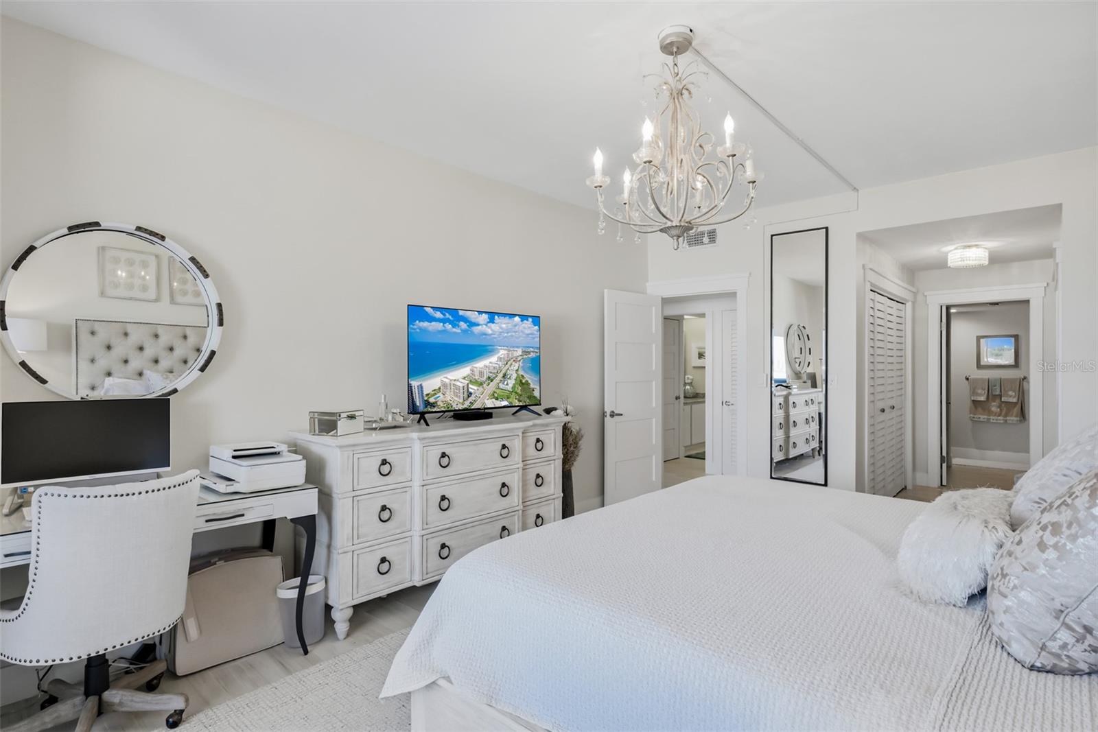 Image 26 of 52 For 1460 Gulf Boulevard 1205