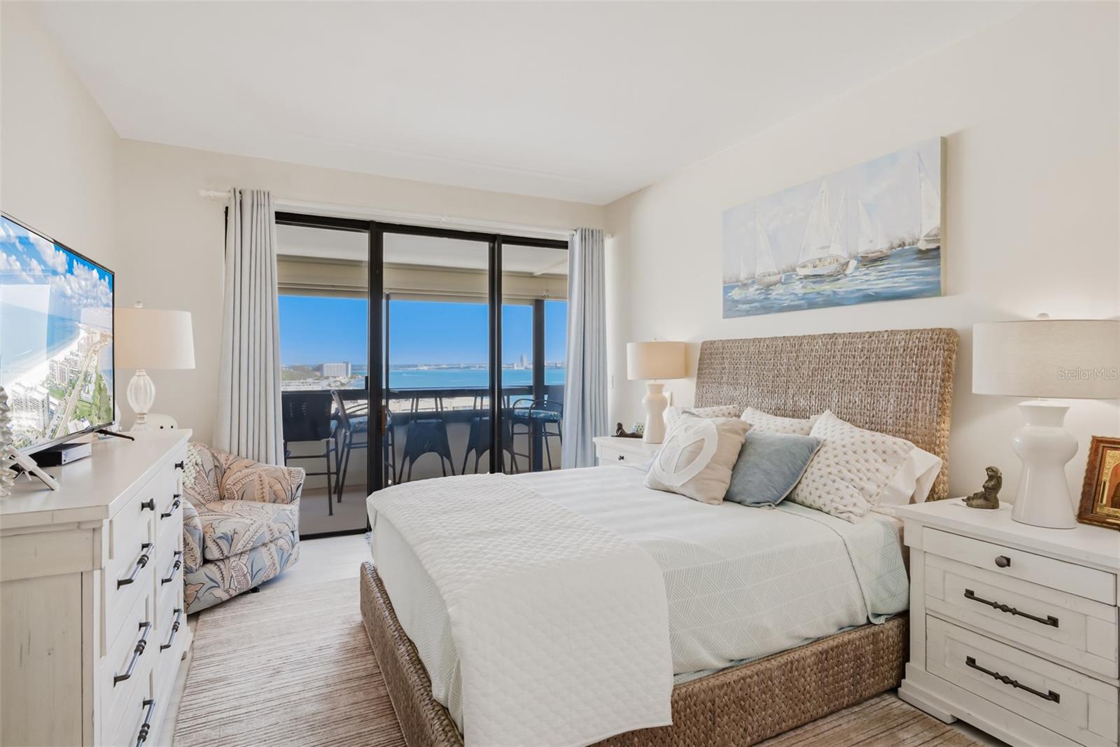 Image 33 of 52 For 1460 Gulf Boulevard 1205