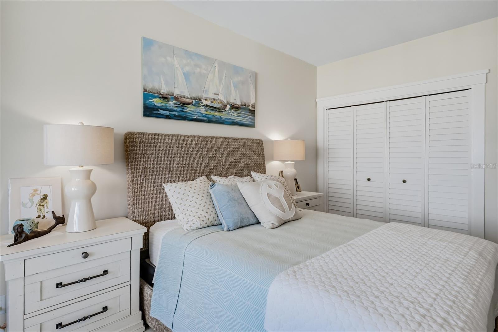 Image 35 of 52 For 1460 Gulf Boulevard 1205