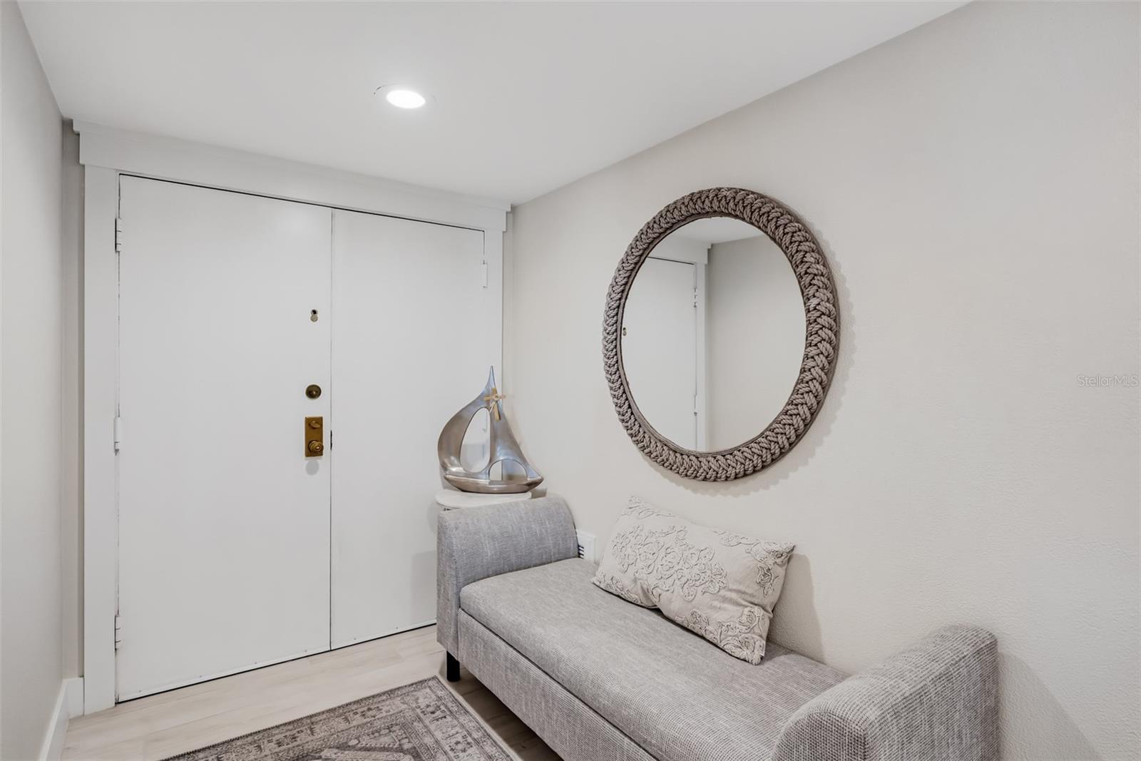 Image 6 of 52 For 1460 Gulf Boulevard 1205